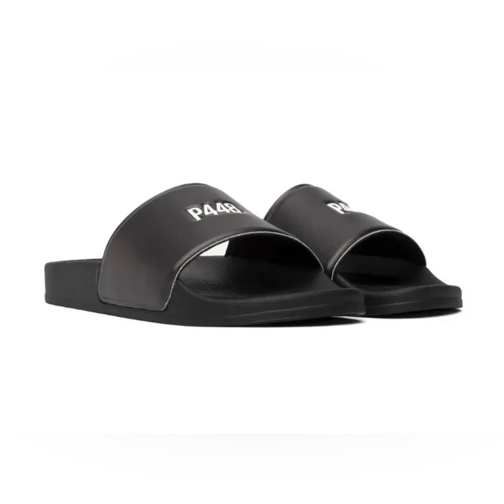 New in box P448 Super Water Resistant Slides Pool Sandals 8.5 or 9 EU 39